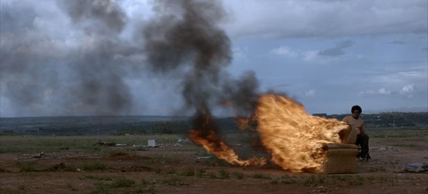 Branco Sai Preto Fica